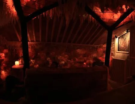 ホテル リンデンホフ ケーニッヒスシュタイン・アン・デ・エルベ