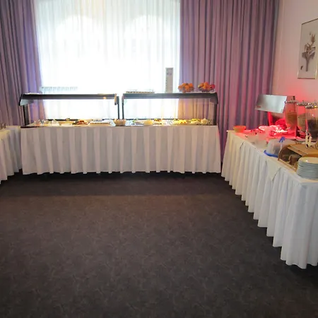 リンデンホフ 3* ケーニッヒスシュタイン・アン・デ・エルベ